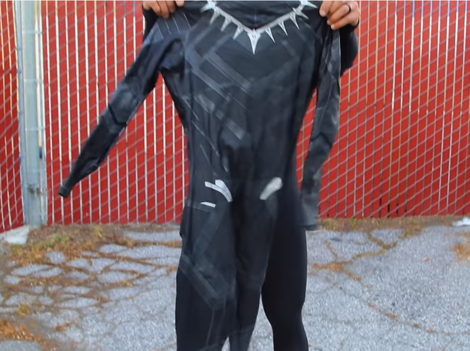 Best way to dress up like black panther